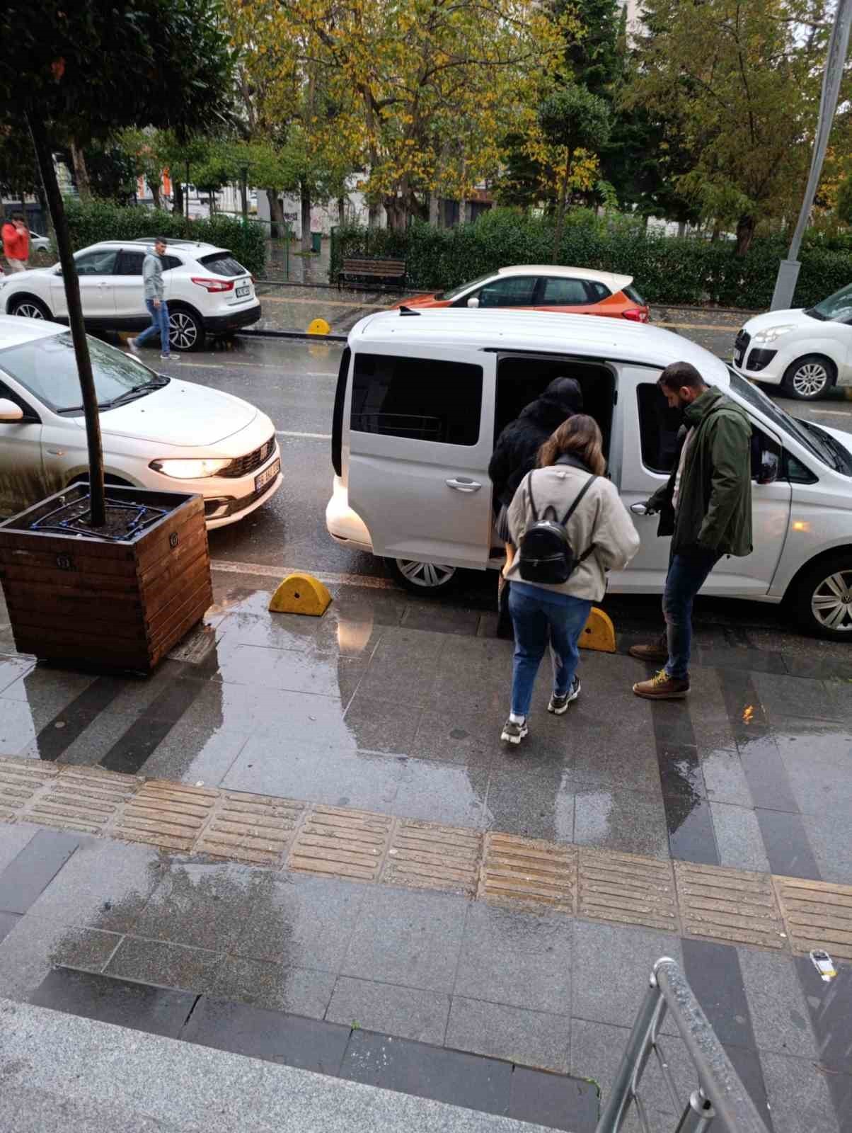 TEKİRDAĞ’IN KAPAKLI İLÇESİNDE POLİS EKİPLERİ TARAFINDAN YAPILAN FUHUŞ OPERASYONUNDA 1 İŞYERİ...