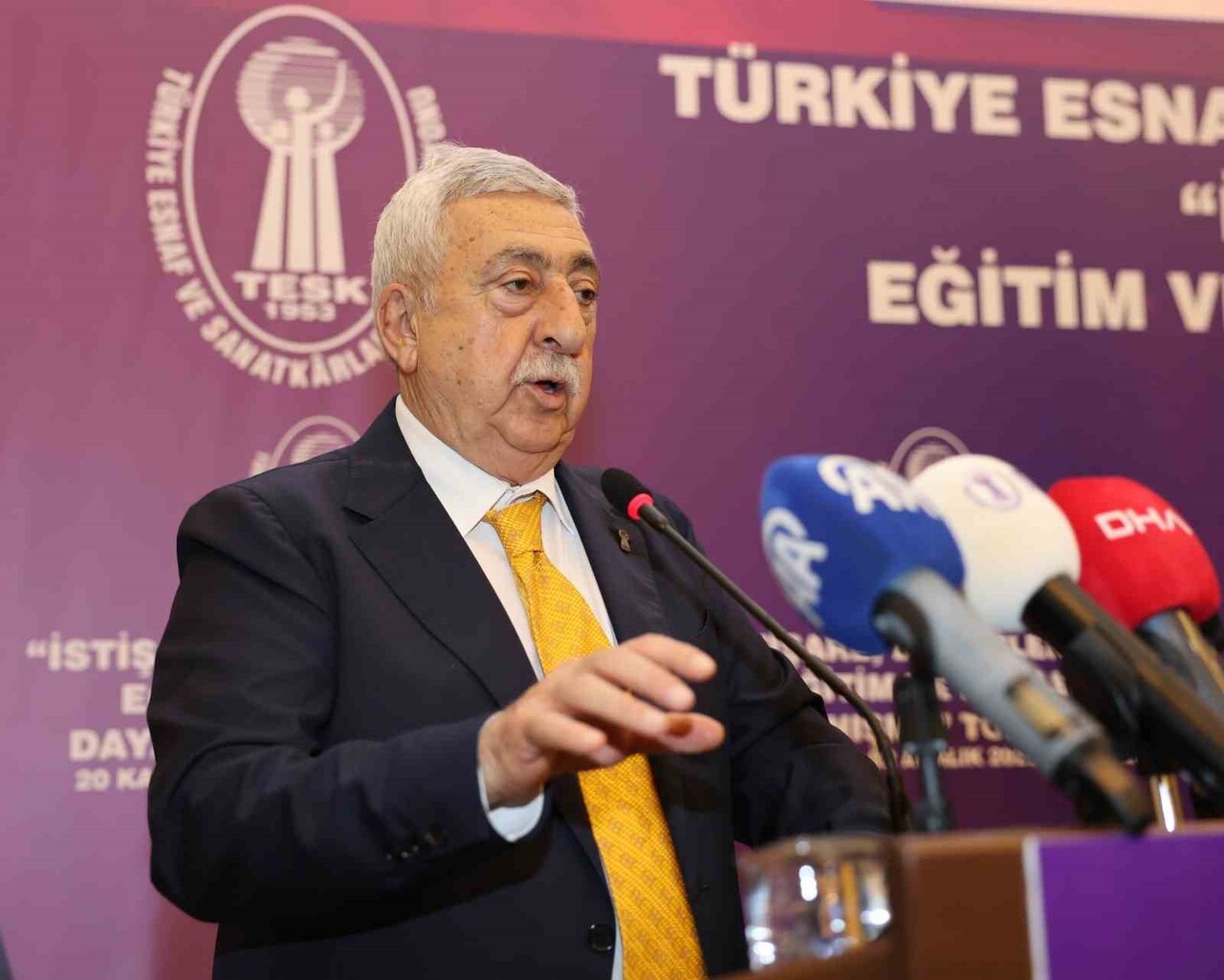 TESK GENEL BAŞKANI BENDEVİ PALANDÖKEN BİR KONUŞMA YAPTI