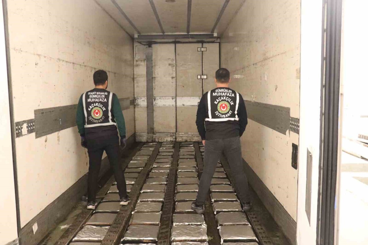 TİCARET BAKANLIĞI GÜMRÜKLER MUHAFAZA EKİPLERİ, KASIM AYININ İLK HAFTASINDA DÜZENLEDİKLERİ...