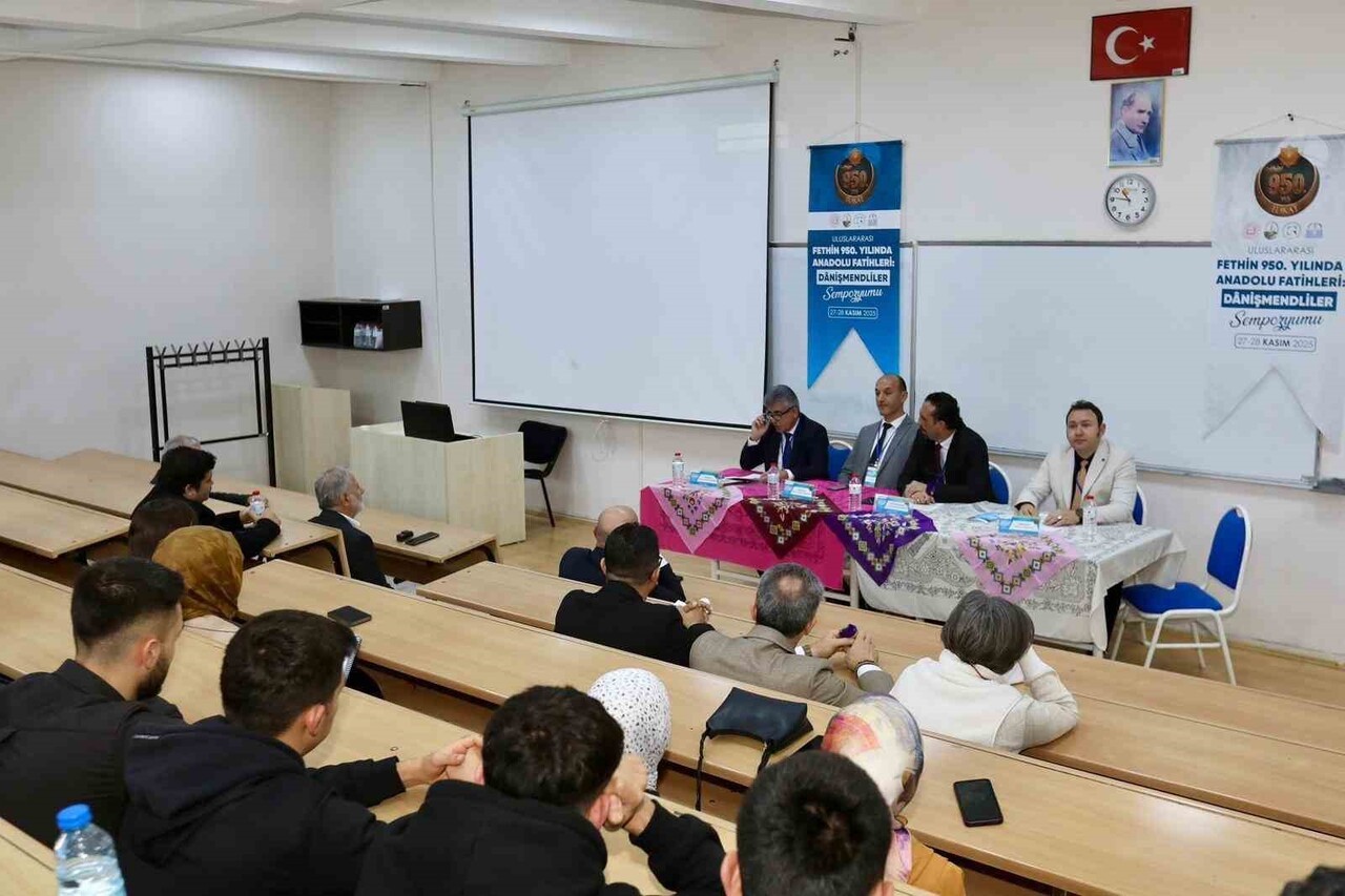 TOKAT (İHA) - ANADOLU’NUN SİYASİ VE KÜLTÜREL ŞEKİLLENMESİNDE ÖNEMLİ ROL OYNAYAN DÂNİŞMENDLİLER...