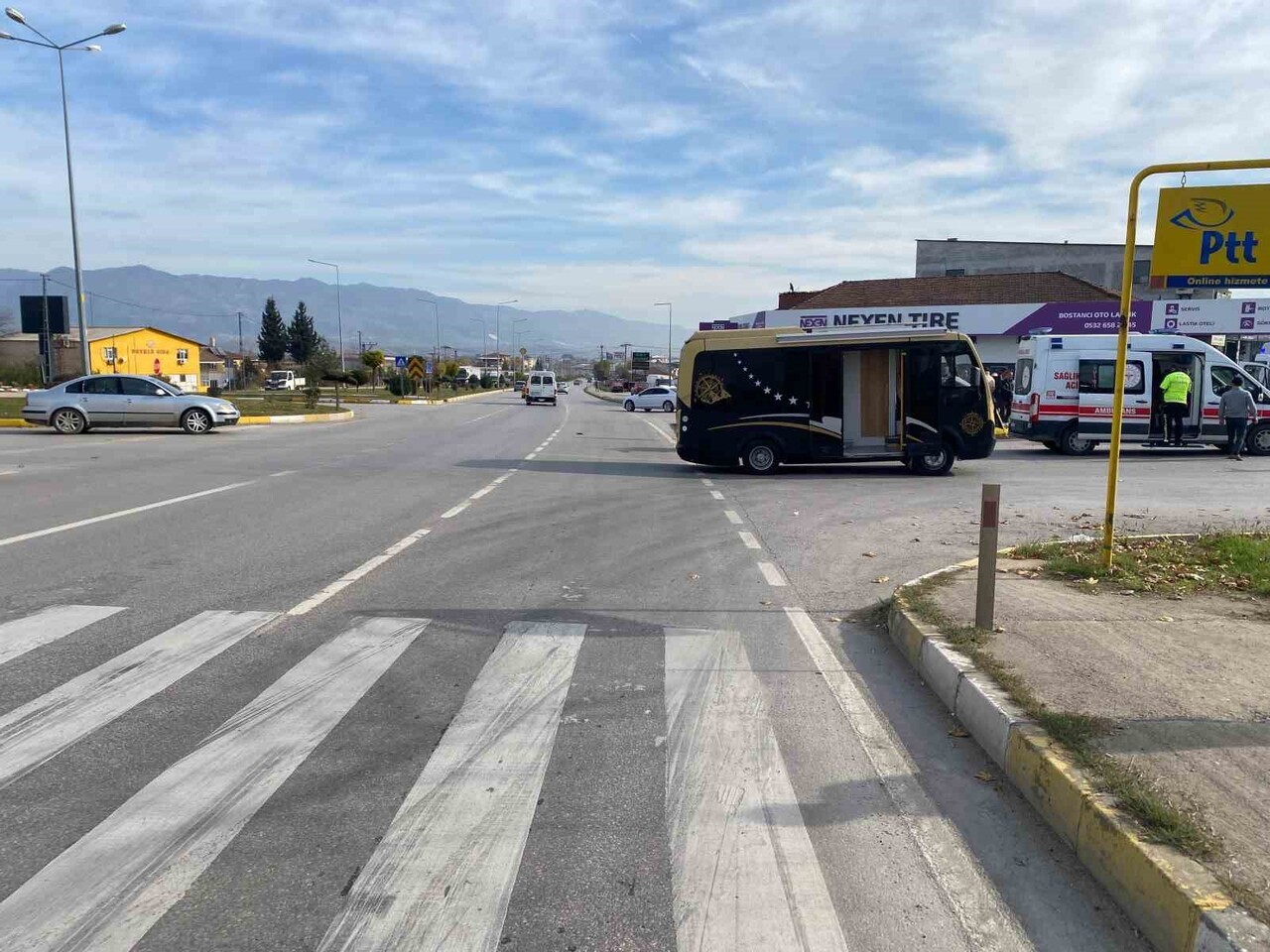TOKAT (İHA) - TOKAT’IN ERBAA İLÇESİNDE İKİ KİŞİNİN YARALANDIĞI KAZA GÜVENLİK KAMERASINA...