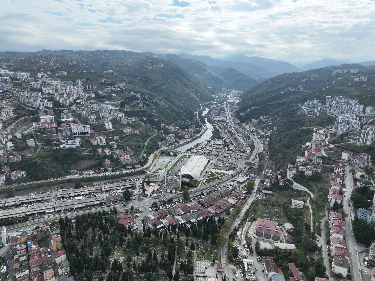 TRABZON BÜYÜKŞEHİR BELEDİYESİ, ORTAHİSAR İLÇESİNE BAĞLI SANAYİ MAHALLESİ’NDE UZUN SÜREDİR BEKLENEN...
