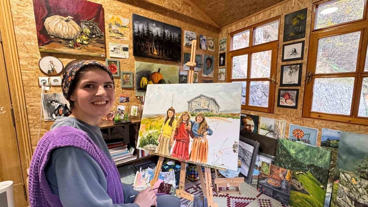 TRABZONLU GENÇ RESSAM HAVVA AKYÜZ, YAYLA KÜLTÜRÜNÜ VE ÇOCUKLUĞUNUN GEÇTİĞİ ÇAYKARA İLÇESİNİN...