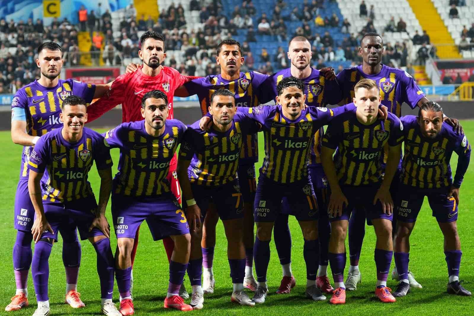 TRENDYOL SÜPER LİG'İN 11. HAFTASINDA EYÜPSPOR, RECEP TAYYİP ERDOĞAN STADYUMU'NDA ANTALYASPOR İLE...