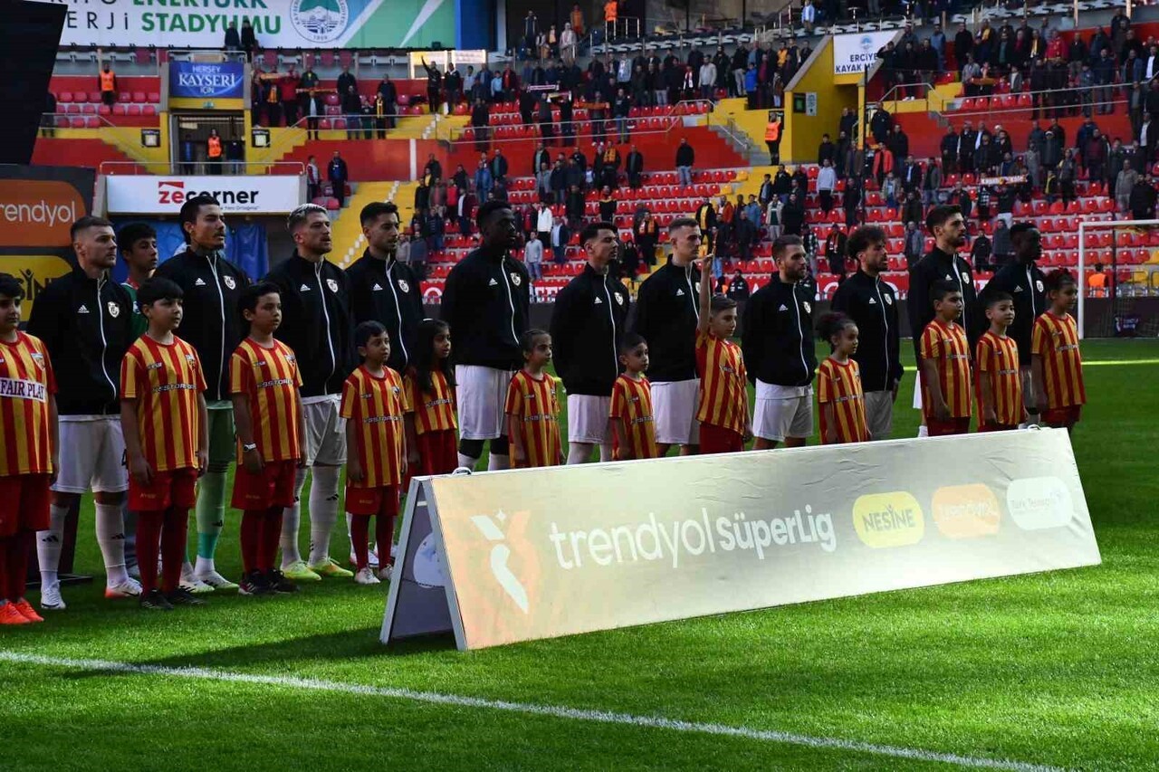 TRENDYOL SÜPER LİG’İN 13. HAFTASINDA KAYSERİSPOR, EVİNDE GAZİANTEP FK İLE KARŞILAŞIYOR....