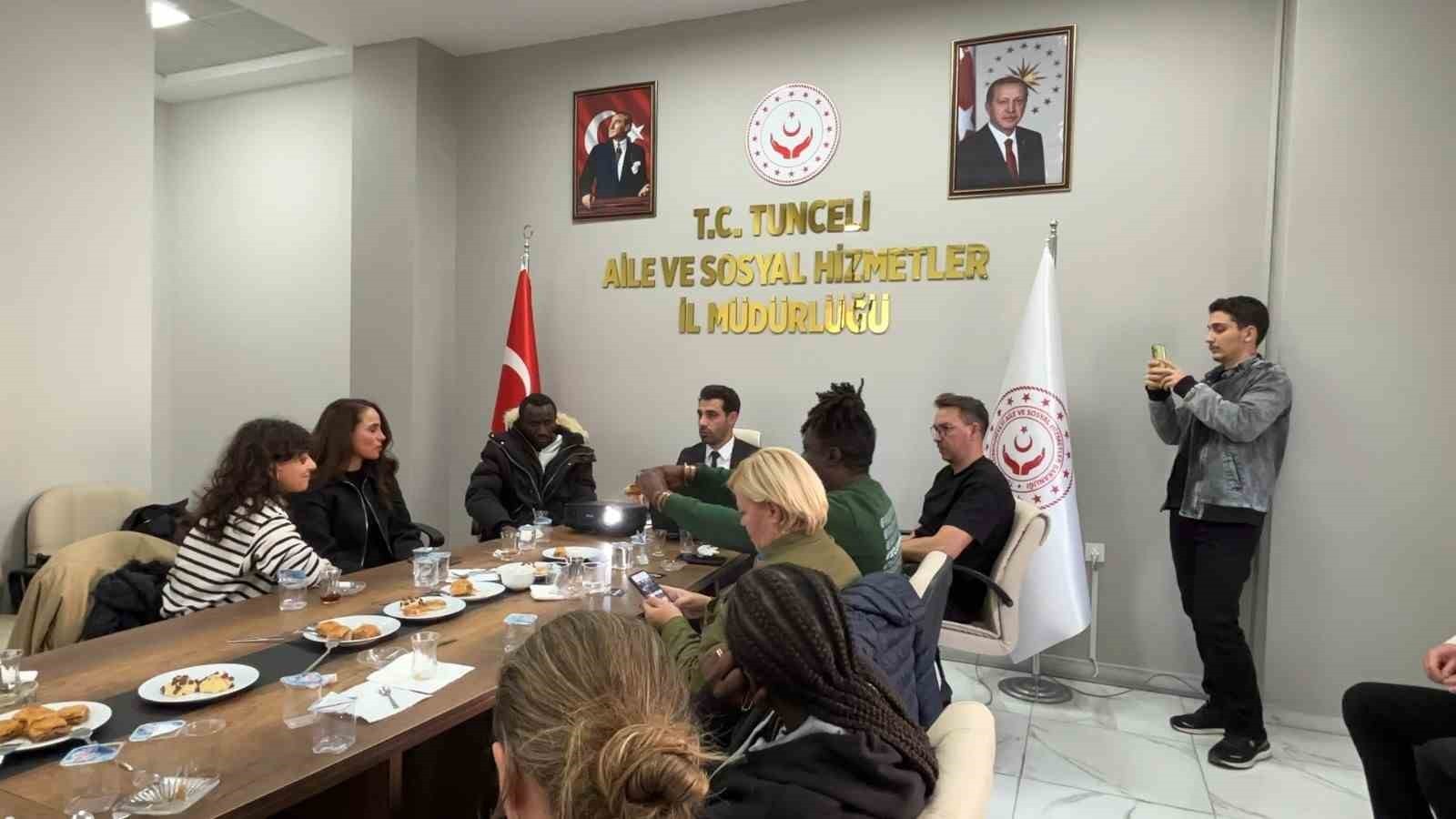 TUNCELİ AİLE VE SOSYAL HİZMETLER İL MÜDÜRLÜĞÜ, KADINLARIN EKONOMİK OLARAK GÜÇLENMESİ AMACIYLA...