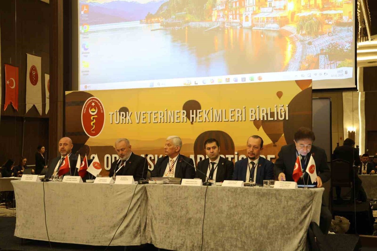 TÜRK VETERİNER HEKİMLERİ BİRLİĞİ (TVHB) 3. ODA BAŞKANLARI İSTİŞARE TOPLANTISI, NEVŞEHİR VETERİNER...