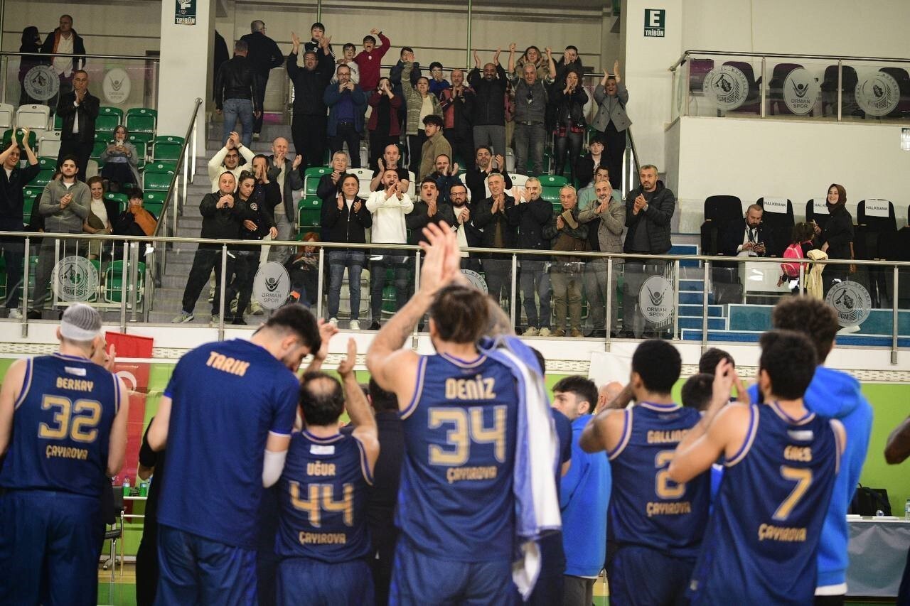 TÜRKİYE BASKETBOL LİGİ (TBL) 2025-2026 SEZONUNUN NAMAĞLUP LİDERİ ÇAYIROVA BELEDİYESİ, 10. HAFTA...