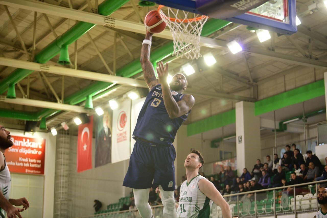 TÜRKİYE BASKETBOL LİGİ (TBL) 2025-2026 SEZONUNUN NAMAĞLUP LİDERİ ÇAYIROVA BELEDİYESİ, 10. HAFTA...