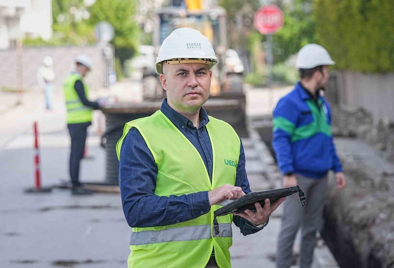 UEDAŞ, ELEKTRİK HATLARI, TRAFOLAR VE AYDINLATMA SİSTEMLERİNİN KESİNTİSİZ HİZMET VEREBİLMESİ İÇİN...
