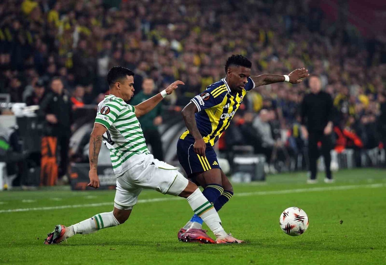 UEFA AVRUPA LİGİ'NİN 5. HAFTASINDA FENERBAHÇE EVİNDE KARŞILAŞTIĞI MACARİSTAN EKİBİ FERENCVAROS İLE...