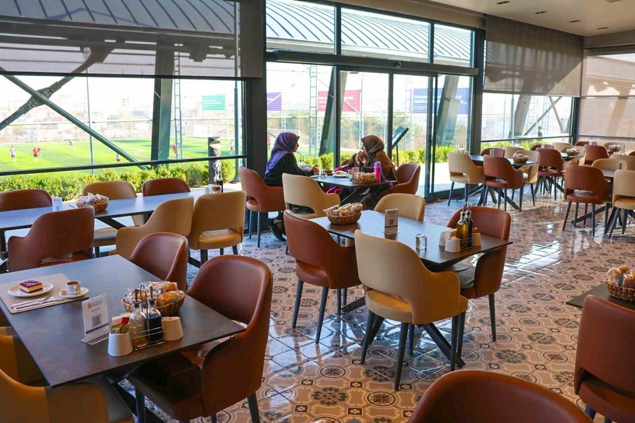 ÜMRANİYE BELEDİYESİ’NİN İLÇEYE KAZANDIRDIĞI YEŞİL ALANLARDAN BİRİ OLAN TRABZONPARK MİLLET BAHÇESİ...