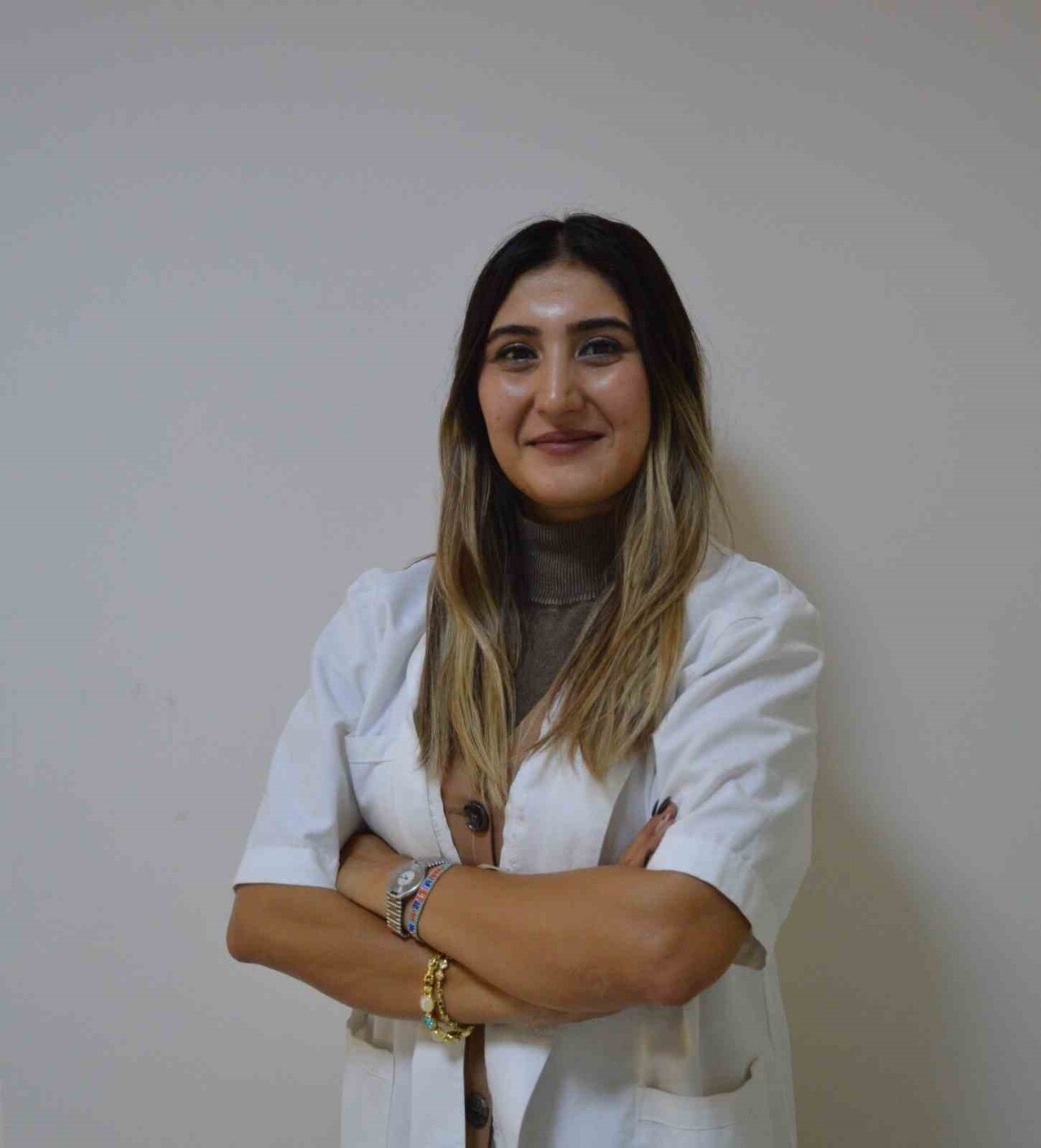 UŞAK EĞİTİM VE ARAŞTIRMA HASTANESİ GÖĞÜS HASTALIKLARI HEKİMLERİNDEN DR. ÖĞR. ÜYESİ ŞERİFE DEMİR...