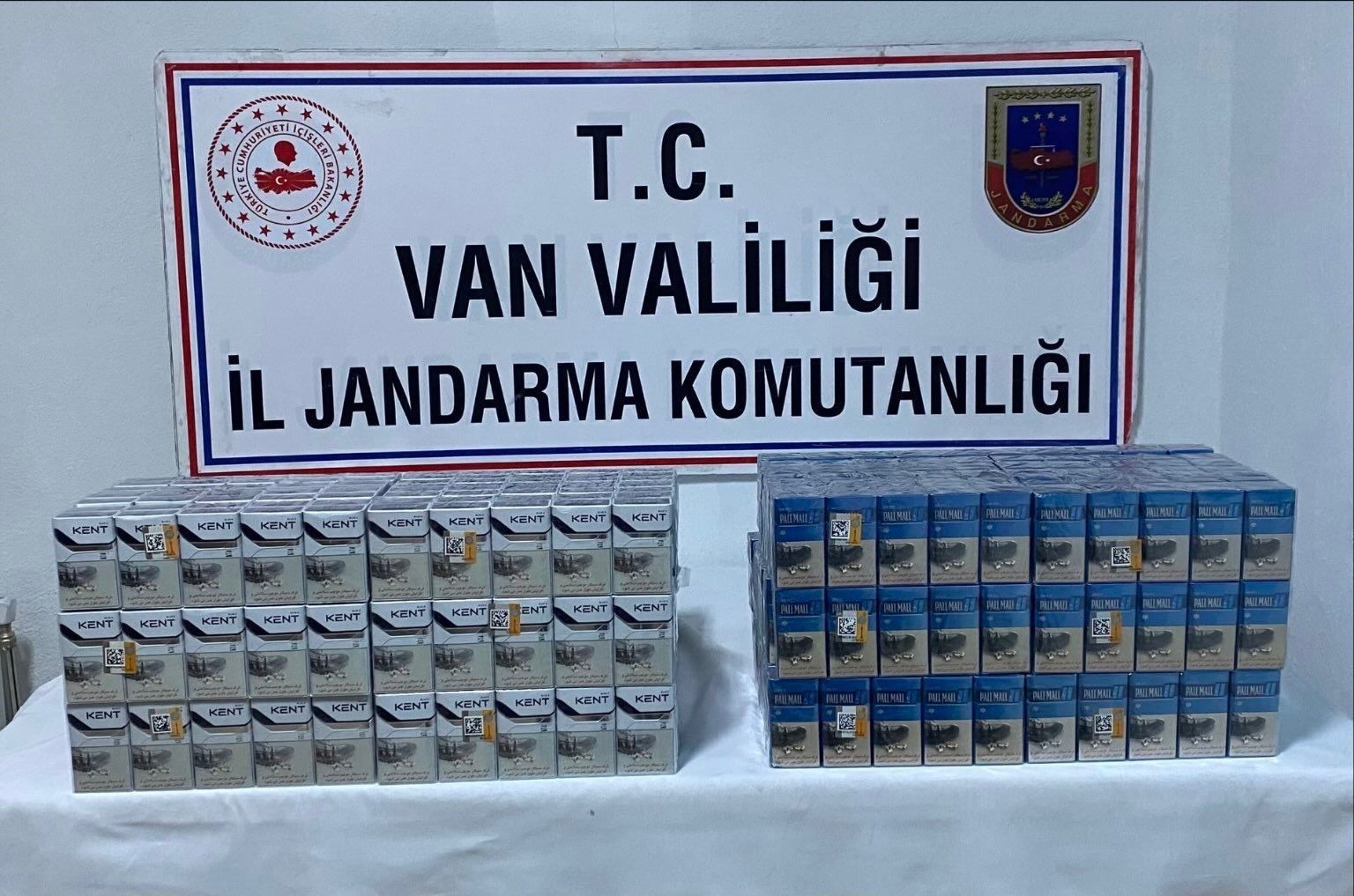 VAN’IN SARAY VE BAŞKALE İLÇELERİNDE JANDARMA EKİPLERİNCE YÜRÜTÜLEN ÇALIŞMALAR SONUCUNDA KAÇAK...