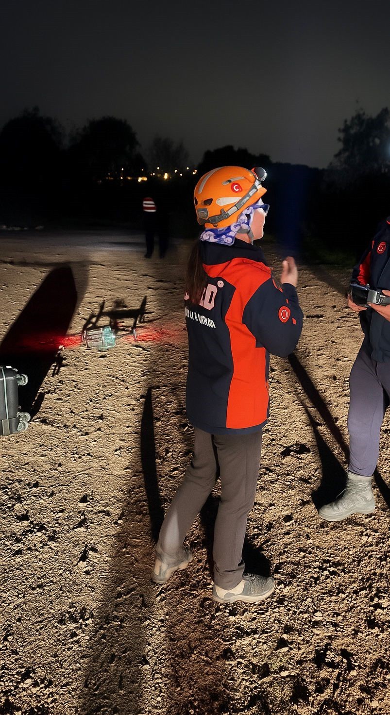 YALOVA'NIN ÇİFTLİKKÖY İLÇESİNDE KAYBOLAN YAŞLI ADAM, AFAD VE JANDARMA EKİPLERİNİN DRON DESTEKLİ...