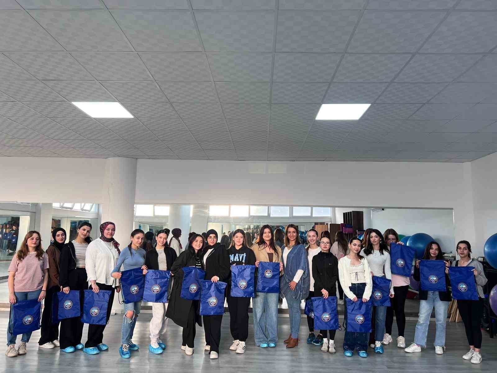 YENİPAZAR BELEDİYESİ BÜNYESİNDE HİZMET VEREN SAĞLIKLI YAŞAM MERKEZİ, İLÇEDE YAŞAYAN KADINLARIN...