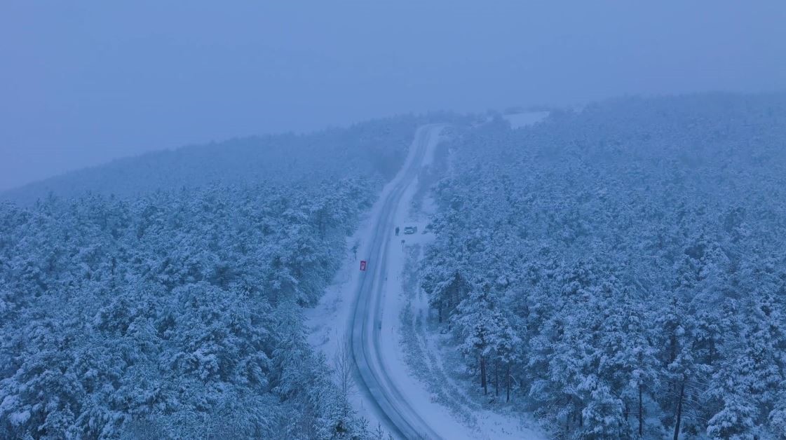YURDU ETKİSİ ALTINA ALAN SOĞUK HAVA DALGASIYLA BİRLİKTE İÇ ANADOLU BÖLGESİ’NDE KAR YAĞIŞI ETKİLİ...