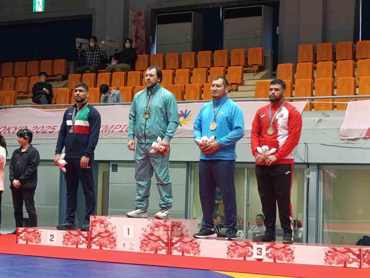 ZONGULDAK (İHA) - 2025 İŞİTME ENGELLİLER YAZ OLİMPİYAT OYUNLARI (DEAFLYMPİCS), JAPONYA’NIN...