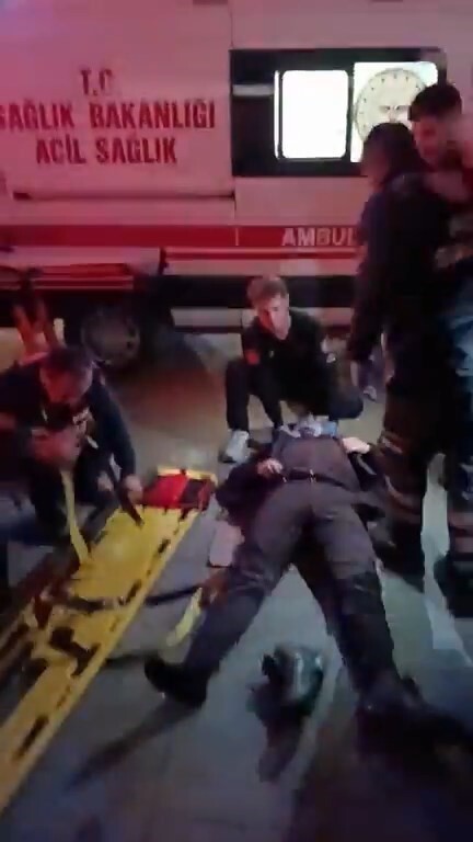 ZONGULDAK (İHA) - ALAPLI’DA EGZOZ SESİYLE ÇEVREYİ RAHATSIZ EDEN BİR MOTOSİKLET SÜRÜCÜSÜ, KENDİSİNİ...