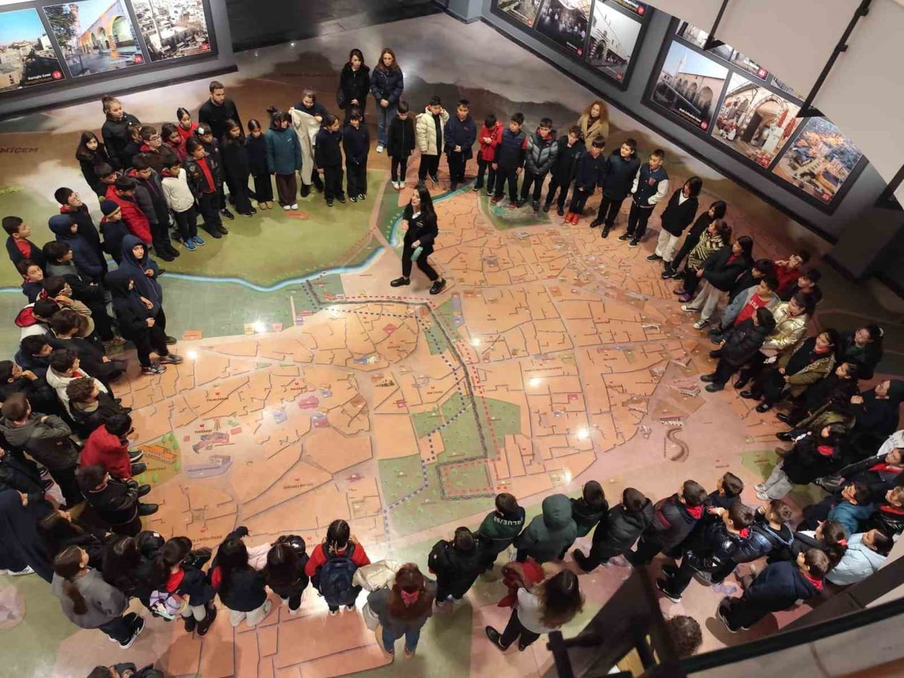 25 ARALIK PANORAMA MÜZESİ’NE ZİYARETÇİ AKINI