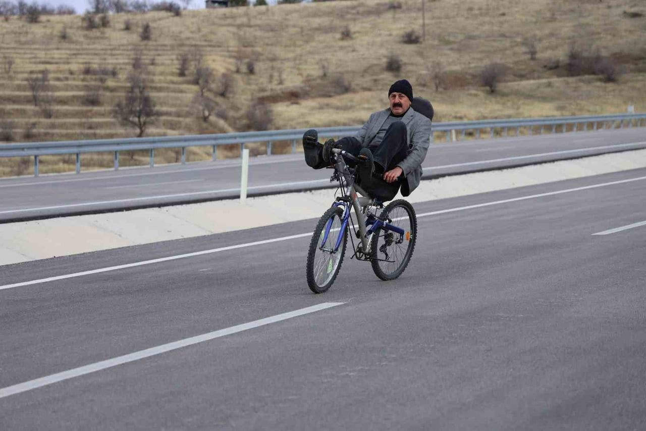 26 YIL ALMANYA’DA YAŞAYAN, ELEKTRİK-ELEKTRONİK MESLEĞİNDEN GELEN HACI BAYRAM ZÜĞÜRT’ÜN YAPTIĞI...