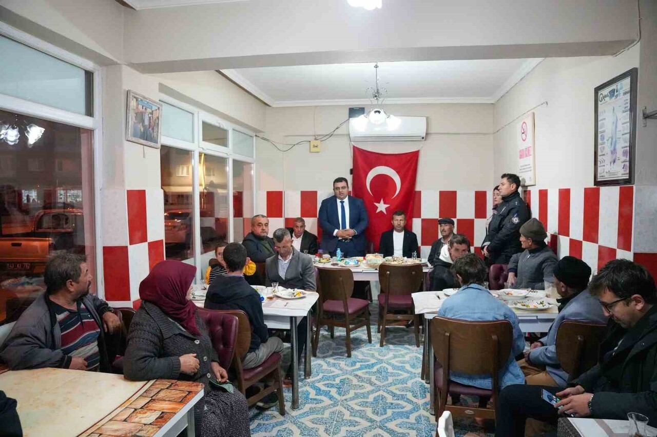 3 ARALIK DÜNYA ENGELLİLER GÜNÜ MÜNASEBETİYLE PAZARLAR KAYMAKAMLIĞI TARAFINDAN ANLAMLI BİR YEMEK...