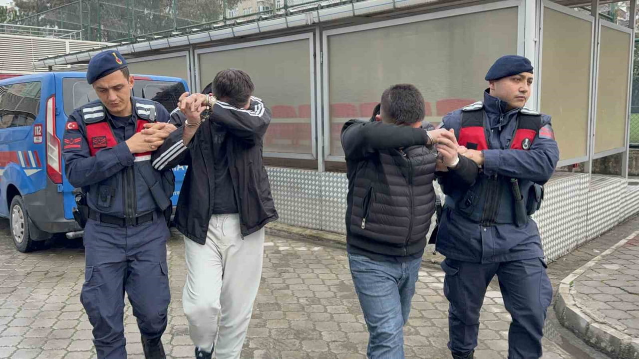 A.Y. (28) İLE E.Ö. (27) JANDARMA TARAFINDAN GÖZALTINA ALINDI.