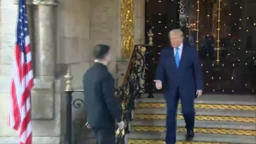 ABD Başkanı Donald Trump, Ukrayna Devlet Başkanı Vladimir Zelenskiy ile bir araya geldi. Trump...