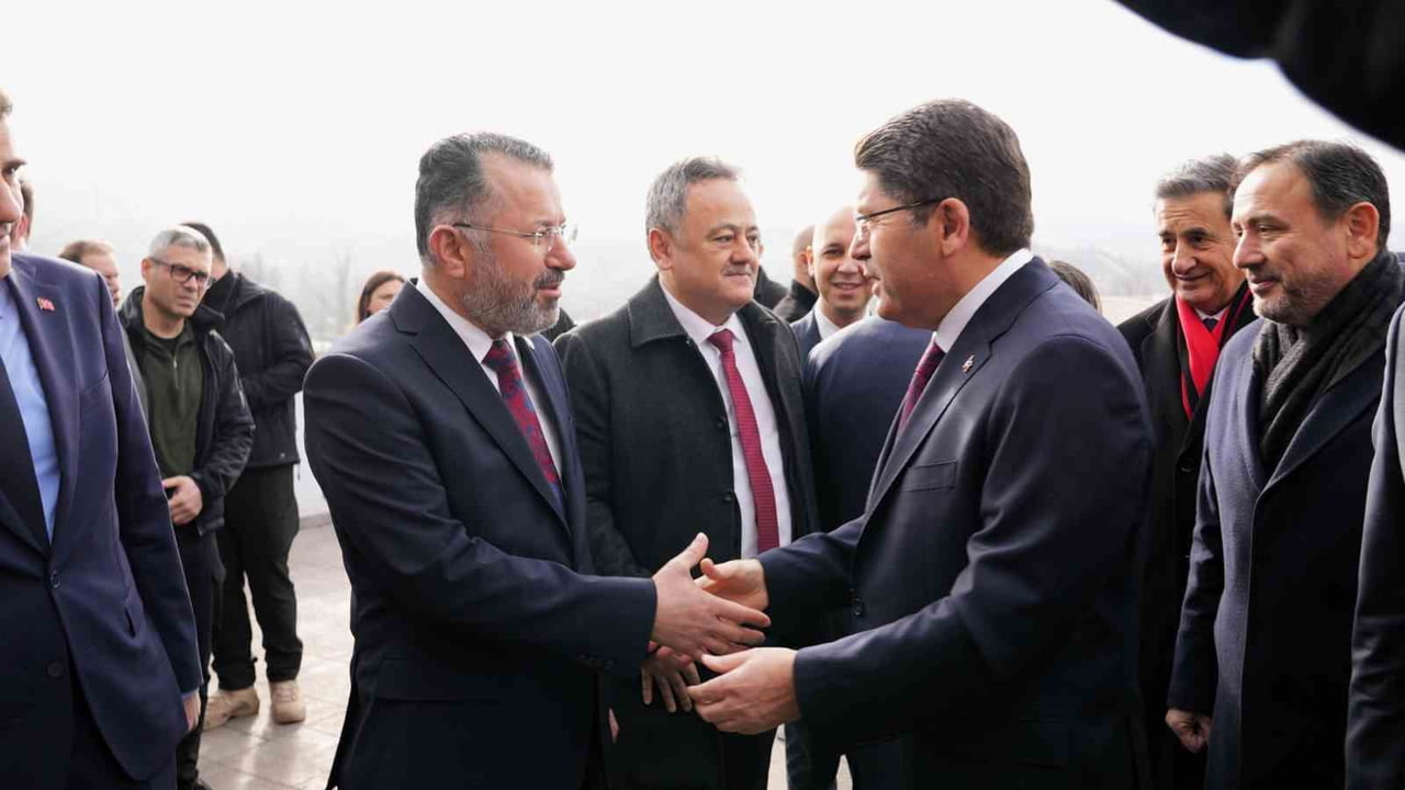 ADALET BAKANI YILMAZ TUNÇ, KARABÜK PROGRAMI KAPSAMINDA KARABÜK ÜNİVERSİTESİNİN AKADEMİK...