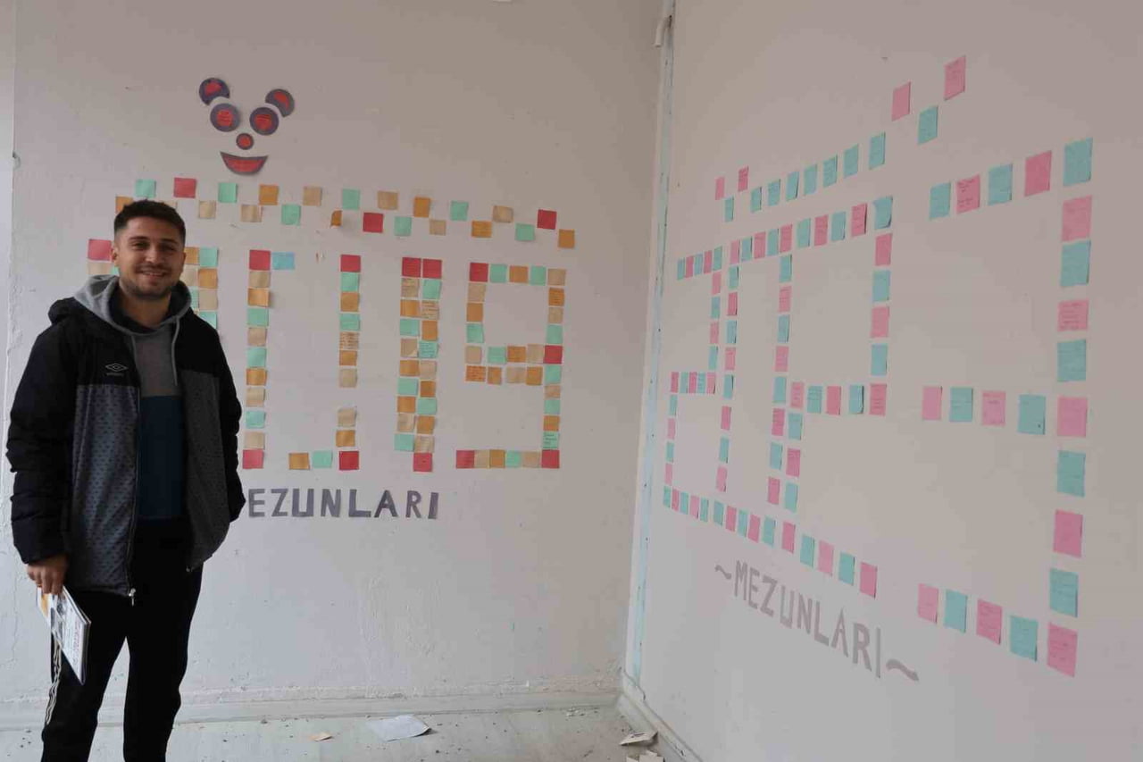 ADANA’NIN KOZAN İLÇESİNDE 1973 YILINDA EĞİTİM-ÖĞRETİME AÇILAN VE BİNLERCE ÖĞRENCİ MEZUN EDEN 50....