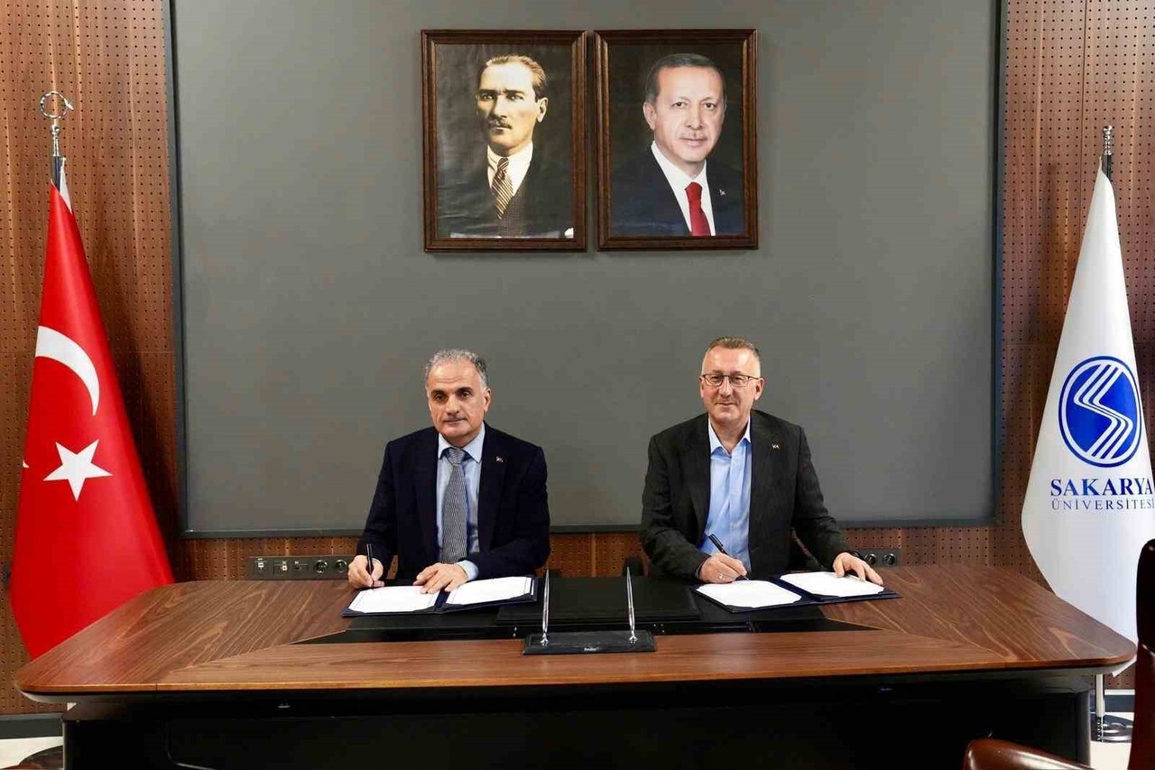 ADAPAZARI BELEDİYESİ İLE SAKARYA ÜNİVERSİTESİ (SAÜ) ARASINDA İMZALANAN PROTOKOLLE, ÜNİVERSİTE...