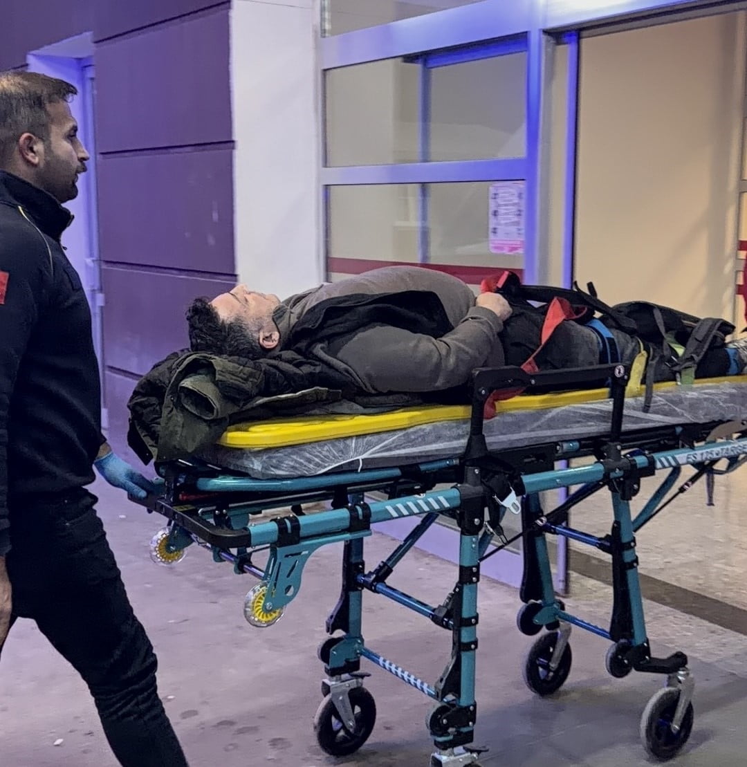 ADIYAMAN’DA, ÇIKARA GİRMESİ SONUCU KONTROLDEN ÇIKAN MOTOSİKLET DEVRİLDİ. KAZADA MOTOSİKLET...