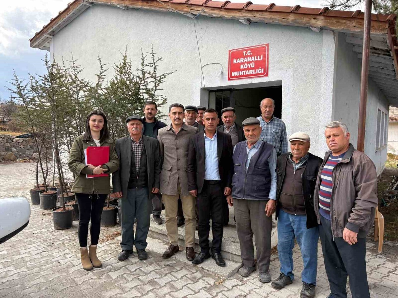 AFYONKARAHİSAR’IN ŞUHUT İLÇESİNE BAĞLI PAŞACIK VE KARAHALLI KÖYLERİNDE, TARIMSAL ÜRETİMİ...