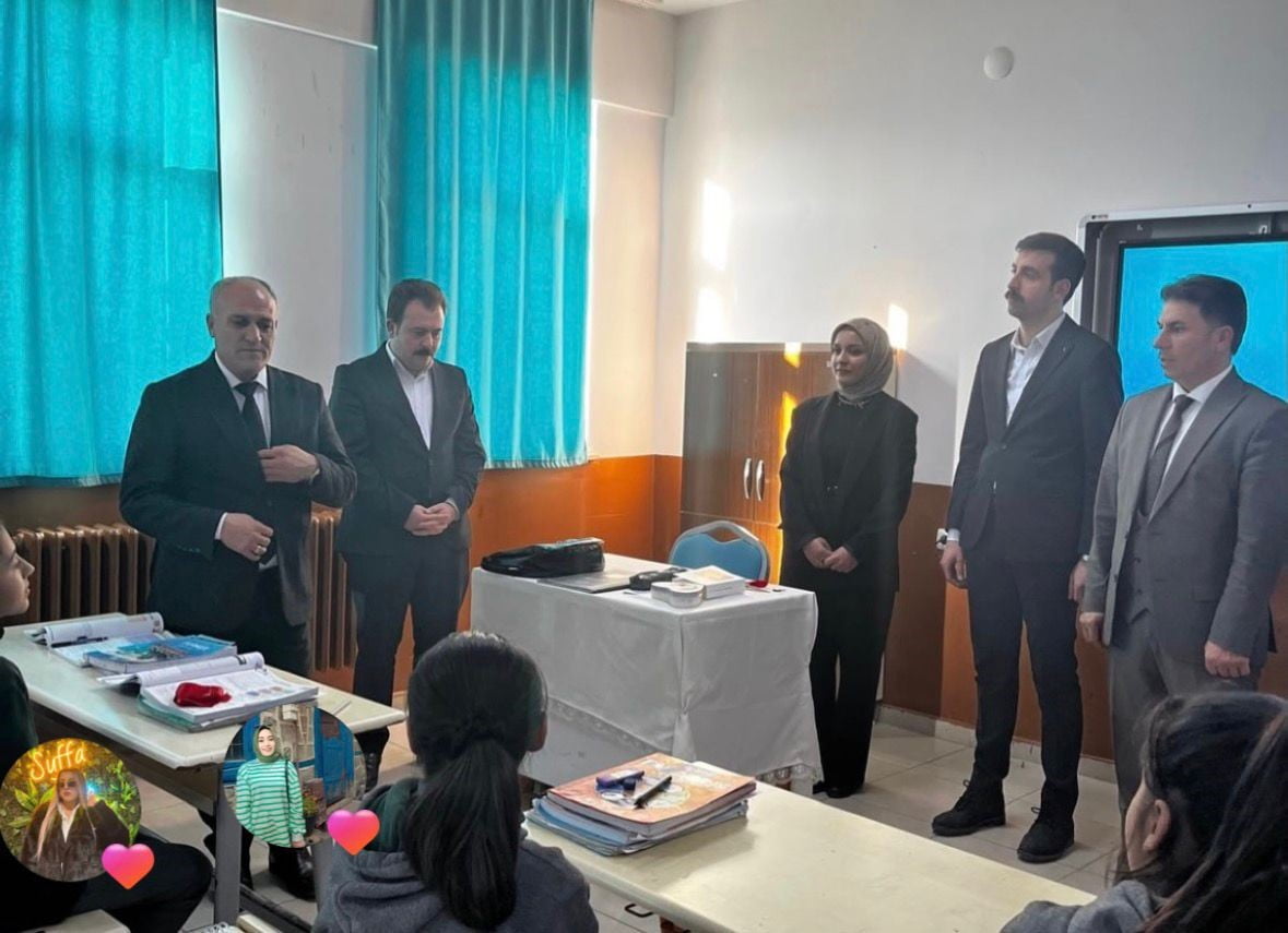 AĞRI'NIN DİYADİN İLÇESİNDE, İLÇE MİLLÎ EĞİTİM MÜDÜRÜ REMZİ IŞIK, ŞUBE MÜDÜRLERİ MEHMET NURULLAH...