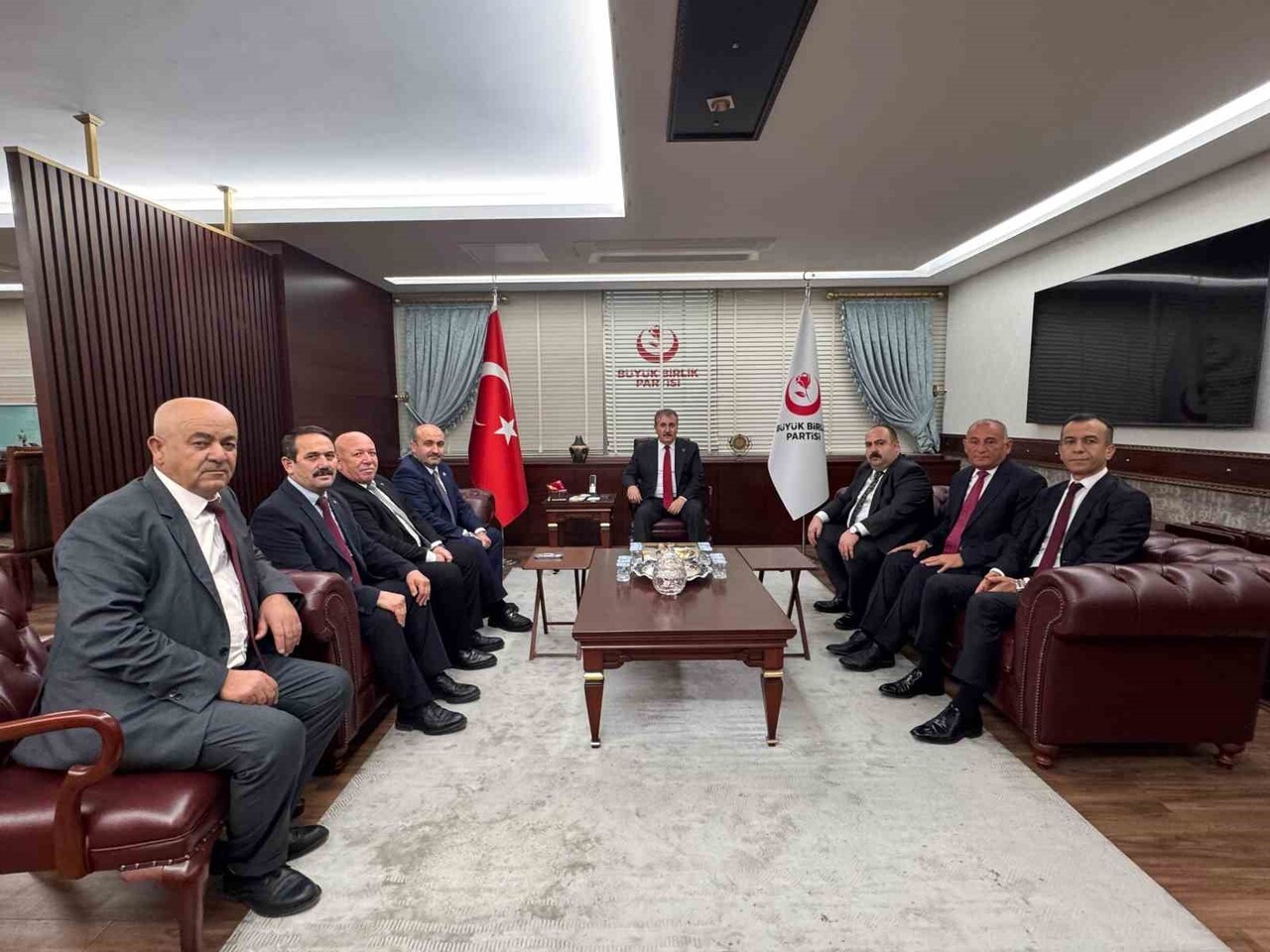 AK PARTİ ESKİŞEHİR İL BAŞKANI GÜRHAN ALBAYRAK VE İLÇE BELEDİYE BAŞKANLARI BBP GENEL BAŞKANI...