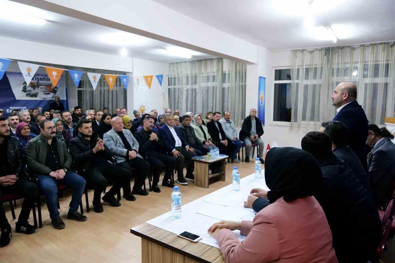 AK PARTİ ESKİŞEHİR İL BAŞKANLIĞININ KATILIMI İLE SİVRİHİSAR İLÇE DANIŞMA MECLİSİ TOPLANTISI...