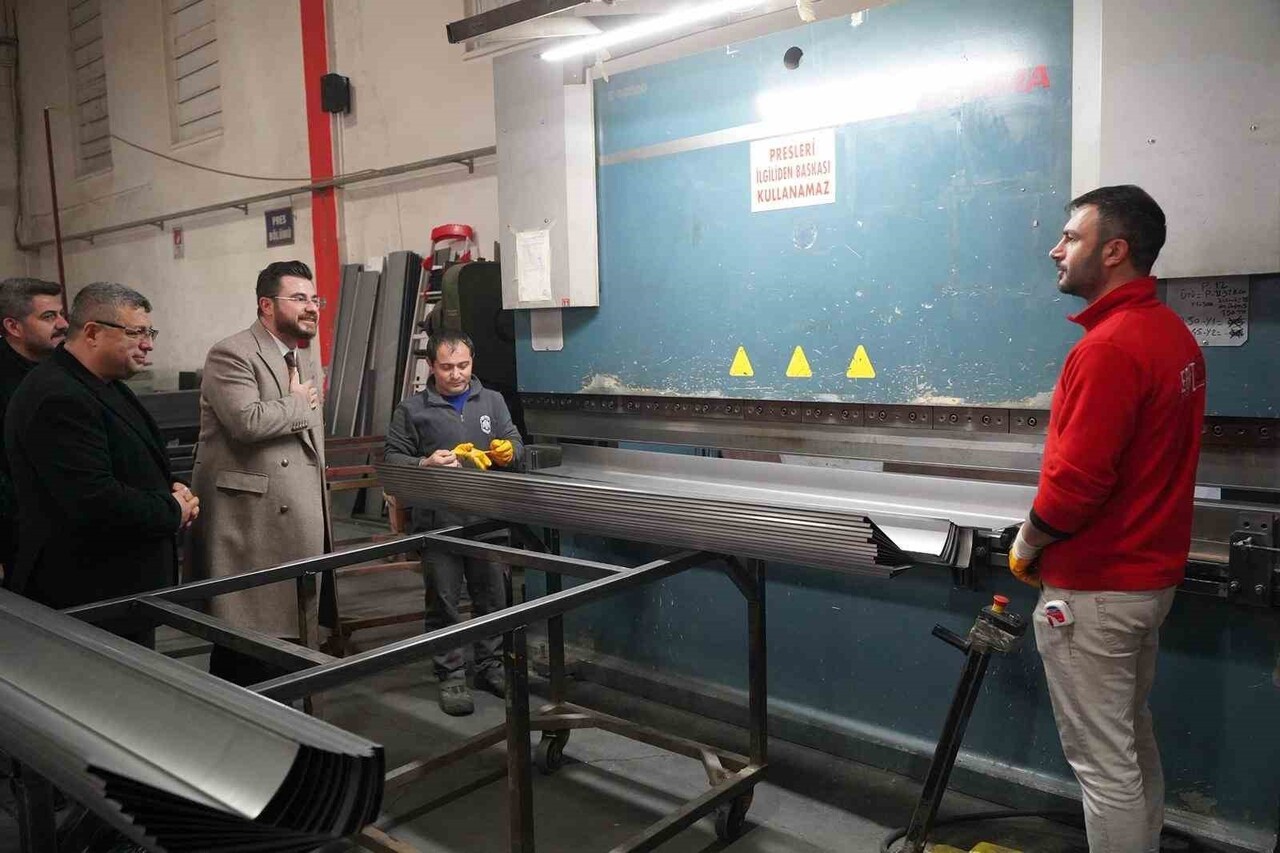 AK PARTİ KAYSERİ İL BAŞKANI HÜSEYİN OKANDAN, ORGANİZE SANAYİ BÖLGESİ’NDE FAALİYET GÖSTEREN...