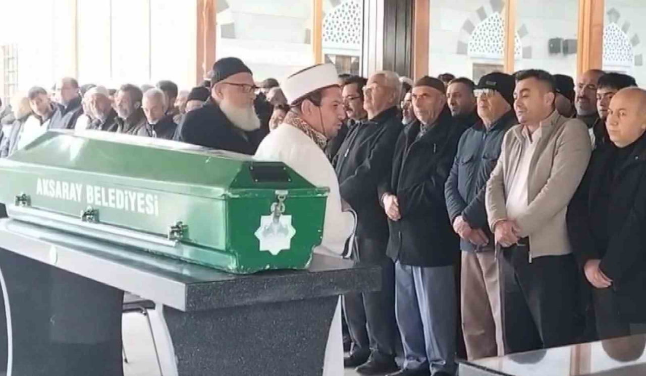 AKSARAY'DA OTOMOBİLLE ÇARPIŞAN MOTOSİKLETTEN SAVRULARAK HAYATINI KAYBEDEN LİSELİ ÖĞRENCİ BUGÜN...