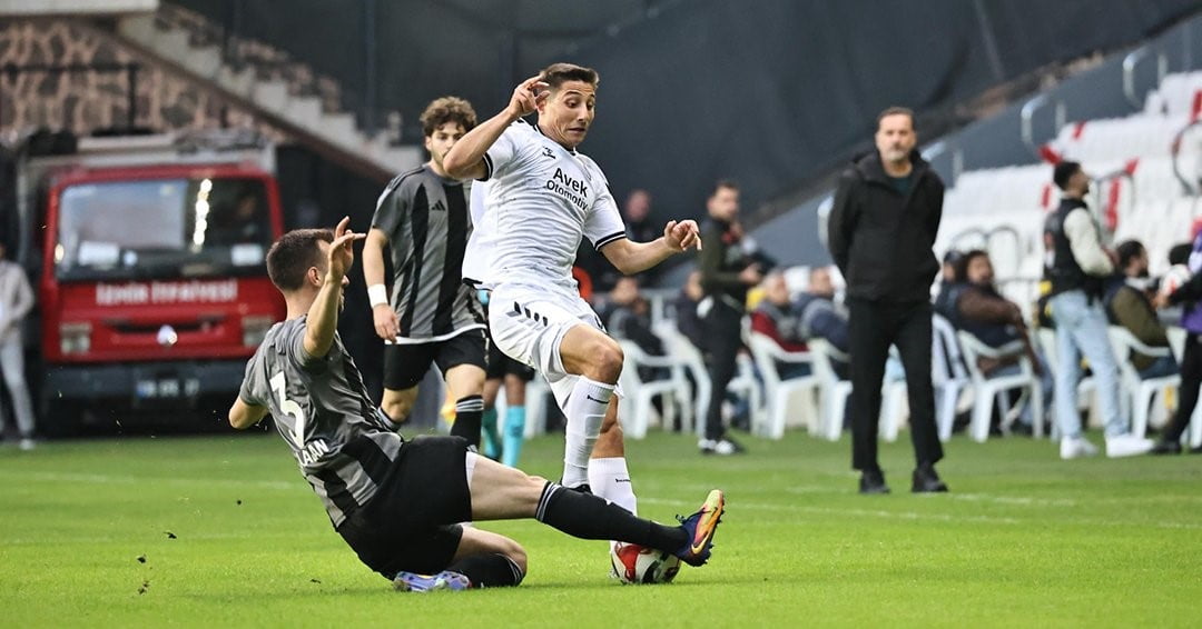 ALTAY’IN 20 YAŞINDAKİ GOLCÜSÜ ÜNAL ALİHAN KAVLAK, İLK DEVRENİN SON 4 MAÇINDA 3 GOL ATARAK TAKIMIN...