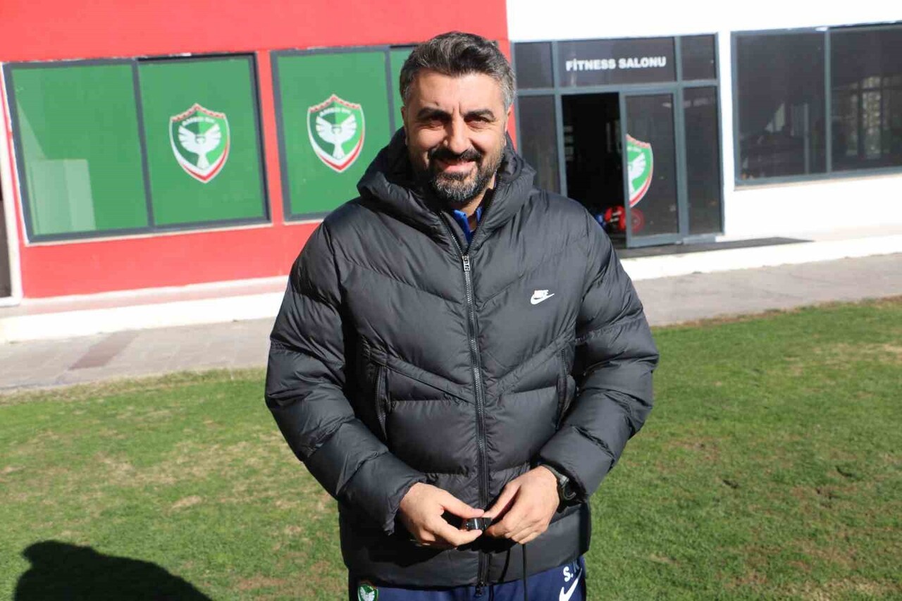 AMED SPORTİF FAALİYETLER TEKNİK DİREKTÖRÜ SİNAN KALOĞLU, BU HAFTA DEPLASMANDA OYNAYACAKLARI BODRUM...