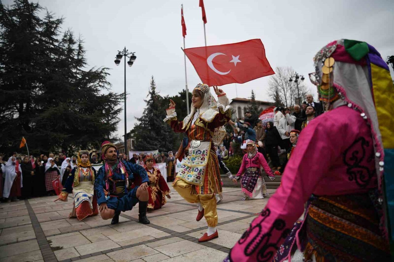 ANADOLU'NUN İŞGALİNE KARŞI KASTAMONU'DA DÜZENLENEN İLK TÜRK KADIN MİTİNGİNİN 106'NCI YIL DÖNÜMÜNDE...