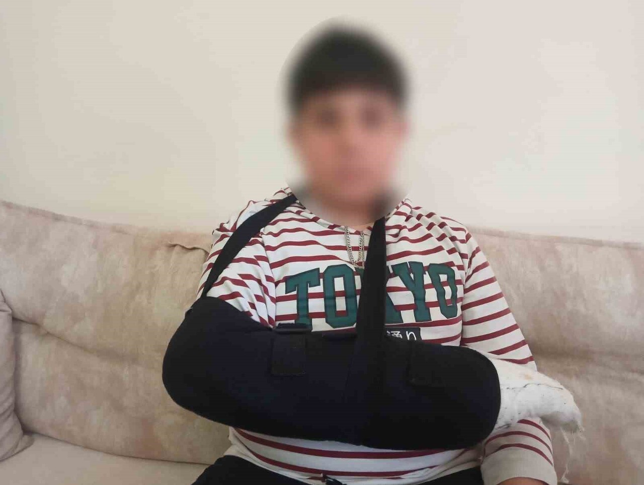 ANKARA’DA 15 YAŞINDAKİ ORTAOKUL ÖĞRENCİSİ, ANNESİNE KÜFÜR ETTİĞİ İÇİN KENDİSİNE TEPKİ GÖSTEREN 12...