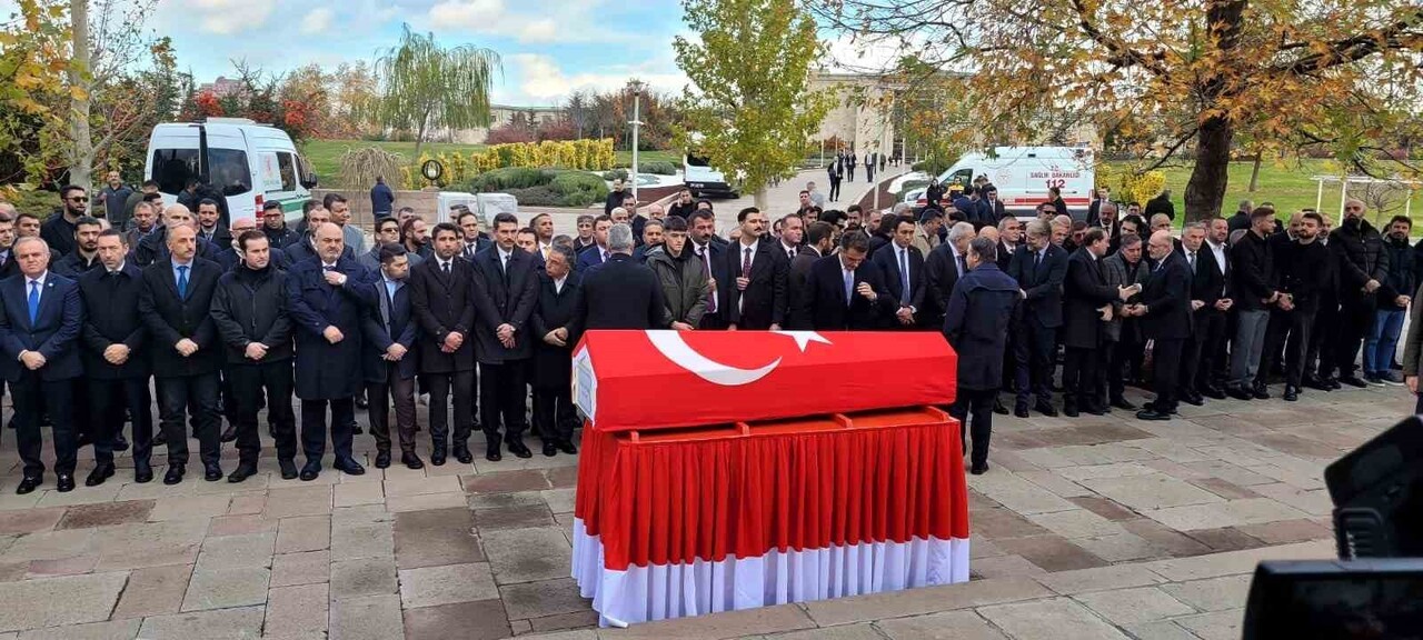 ANKARA’DA TEDAVİ GÖRDÜĞÜ BİLKENT ŞEHİR HASTANESİ’NDE 67 YAŞINDA HAYATINI KAYBEDEN ESKİ AK PARTİ...