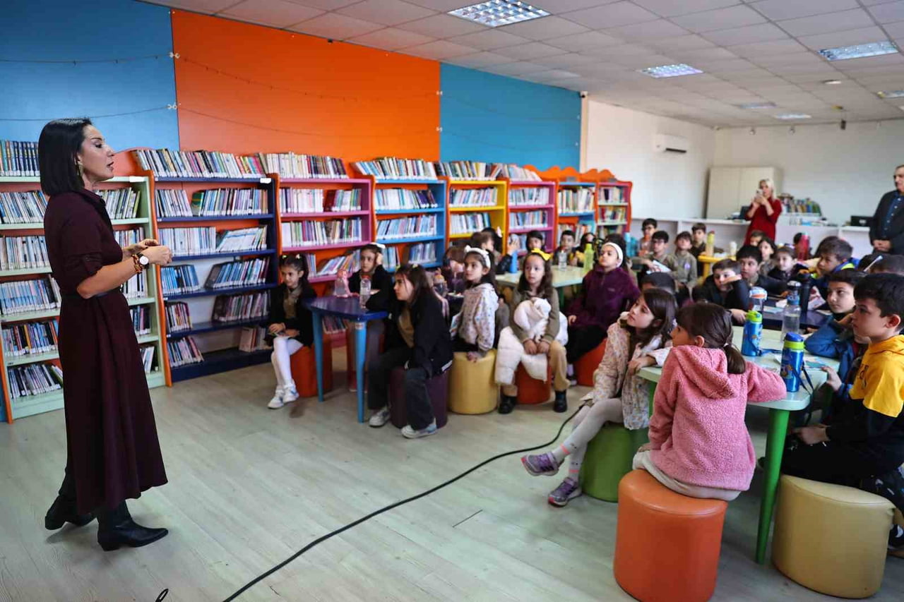 ANTALYA BÜYÜKŞEHİR BELEDİYESİ’NE BAĞLI DOĞAN HIZLAN KÜTÜPHANESİ’NDE DÜZENLENEN ETKİNLİKTE...