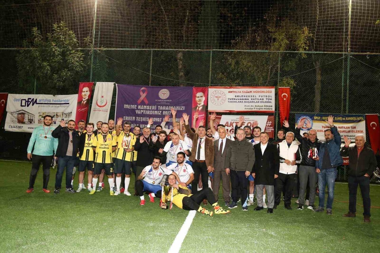 ANTALYA İL SAĞLIK MÜDÜRLÜĞÜ TARAFINDAN BU YIL 24’ÜNCÜSÜ DÜZENLENEN "SAĞLIK İÇİN SAHADAYIZ"...