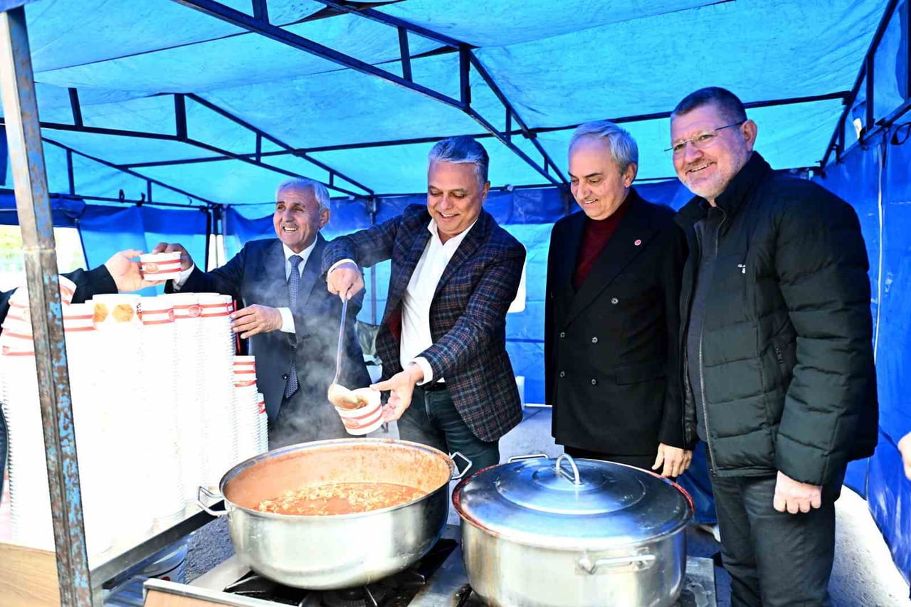 ANTALYA MURATPAŞA BELEDİYE BAŞKANI ÜMİT UYSAL, KAYSERİLİLER EĞİTİM KÜLTÜR VE DAYANIŞMA DERNEĞİ’NİN...