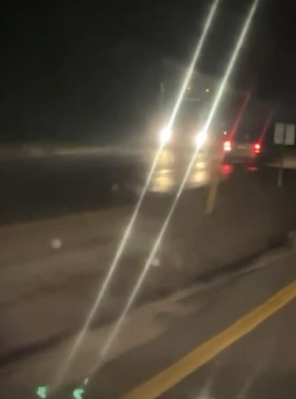 ARAÇ-KASTAMONU KARAYOLU ÜZERİNDE KARŞISINDAN GELEN ARAÇLARA ALDIRIŞ ETMEDEN TERS ŞERİTTE İLERLEYEN...