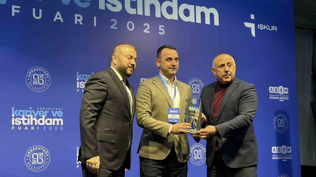 ARNAVUTKÖY BELEDİYESİ TARAFINDAN BU YIL İKİNCİSİ DÜZENLENEN ARNAVUTKÖY KARİYER VE İSTİHDAM...