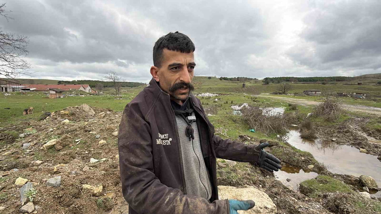 ARNAVUTKÖY’DE KAÇAK DÖKÜM İSYANI: "HER GECE DÖKÜYORLAR, DOĞA ÇÖPLÜĞE DÖNDÜ"