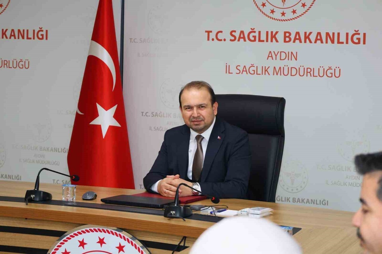 AYDIN'DA AİLE HEKİMLERİNE YÖNELİK DÜZENLENEN “TANIDAN TEDAVİYE GÜNCEL YAKLAŞIMLAR” EĞİTİM...